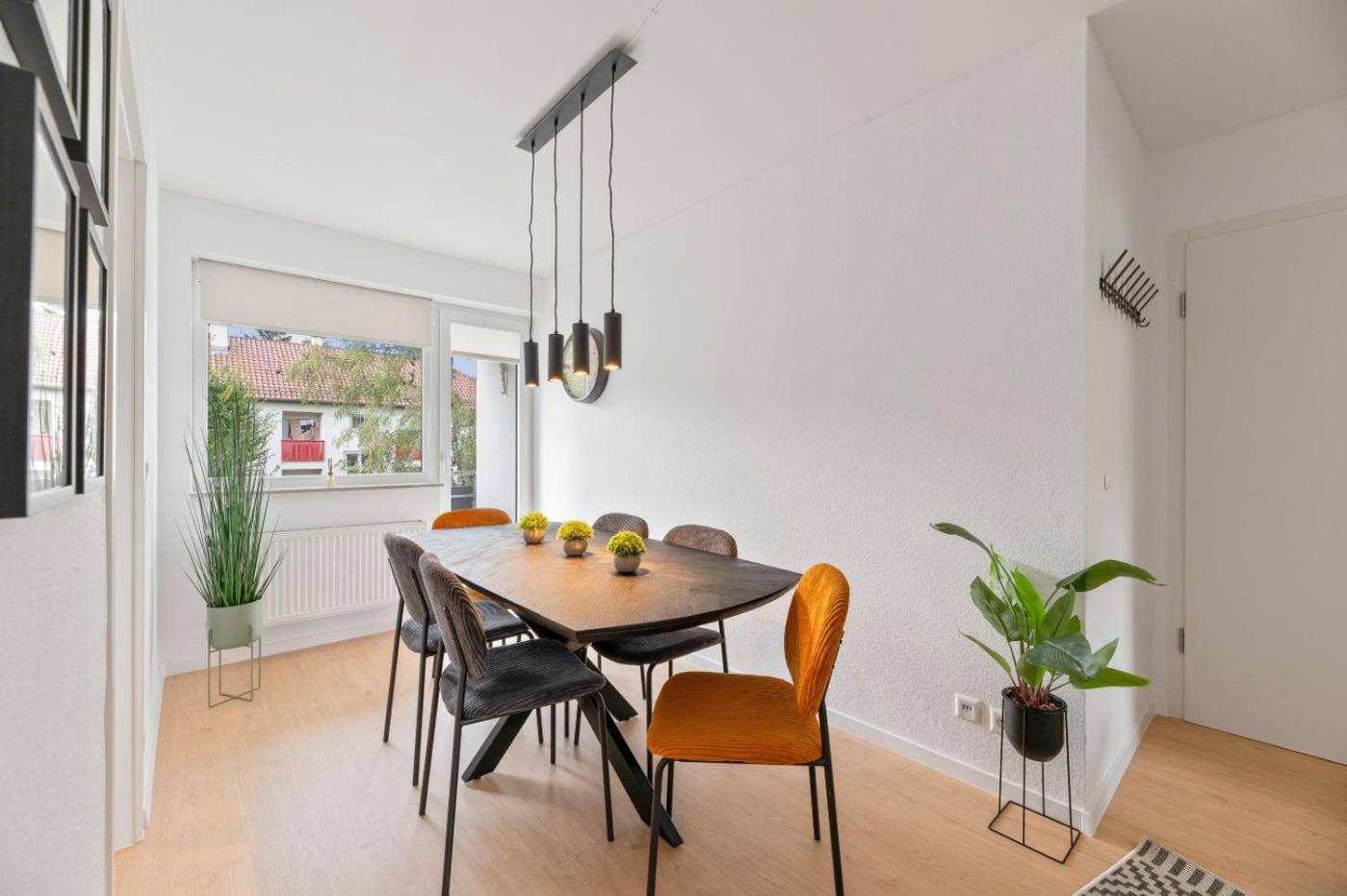 Апартаменты Westside Flat - 5Min To Downtown Людвигсбург Экстерьер фото